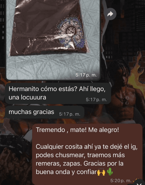 Cliente muestra la remera que le llegó: «Hermanito cómo estás? Ahí llegó, una locuuura»