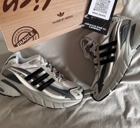 Adidas "Jellyfish" Gris de Adidas