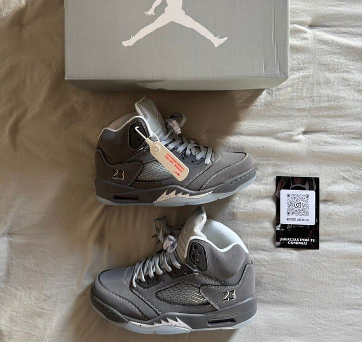 JORDAN 5 "WOLF GREY" de Jordan